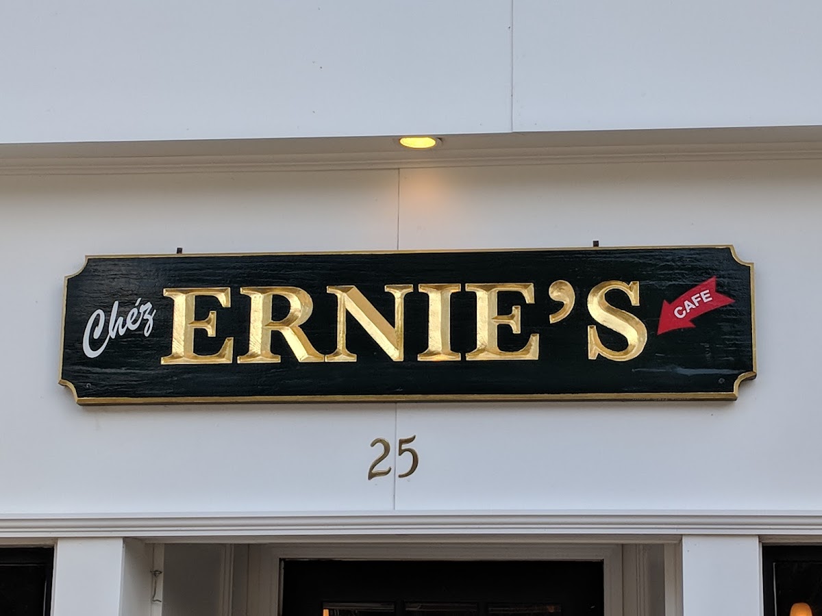 Chéz Ernie's Cafe